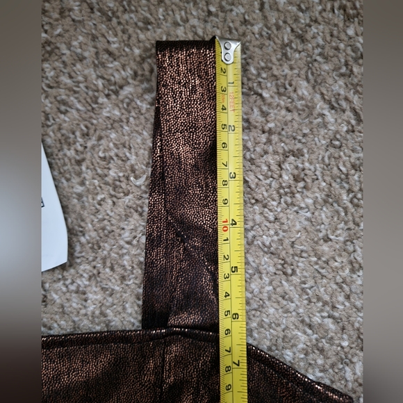 NWT Forever 21 Metallic V-Hem Bronze Crop Top Medium - Picture 8 of 11